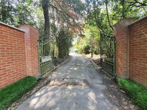 The New Forest Manor Apartment House in New Milton