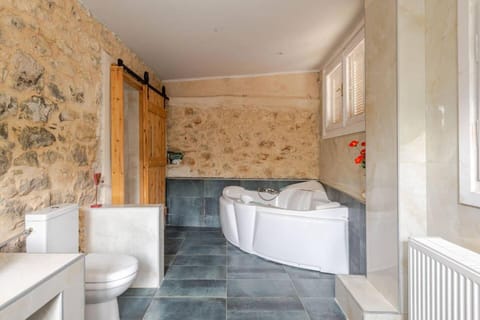 Serenity Villa Retreat in Pidasos Villa in Messenia