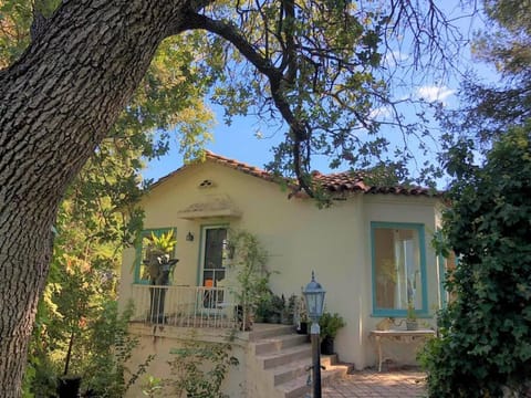 Property building, Spring, Day, Garden, Garden view