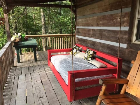 R&R Retreat House in Sevier County