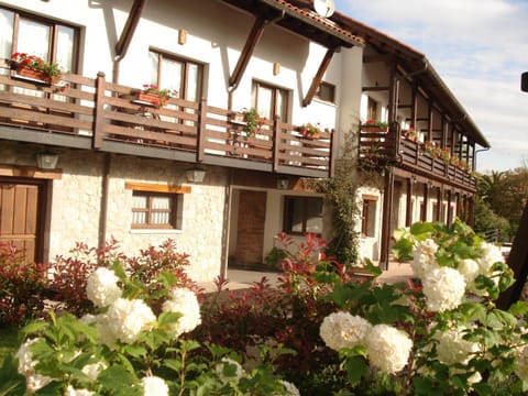Property building, Day