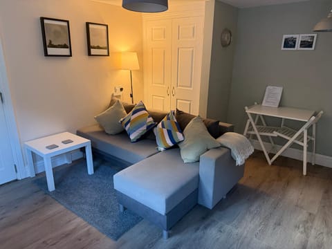 Cosy Flat, close to Bath Rugby and City Centre Apartment in Bath