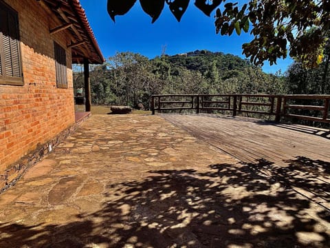 Mirante da Colina / Reserva Alto da Colina Chalet in State of Rio de Janeiro