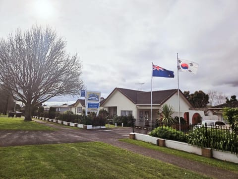 Property building, Street view