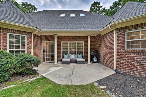 Gorgeous Pinehurst No 6 Home with Two Patios! House in Pinehurst