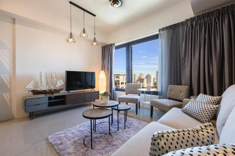 Communal lounge/ TV room, TV and multimedia, Living room, Seating area, Evening entertainment