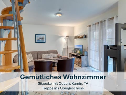 TV and multimedia, Seating area, Evening entertainment