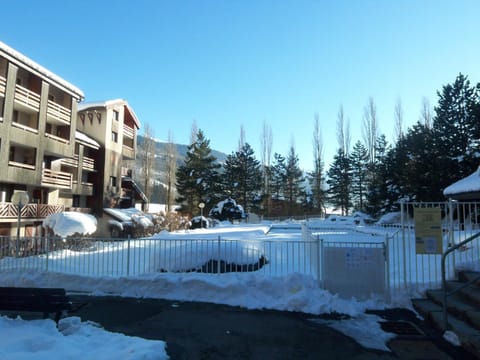 Property building, Winter