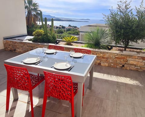 Day, View (from property/room), Balcony/Terrace, Sea view