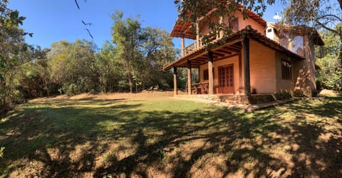 Property building, Day, Natural landscape, Garden view, Parking