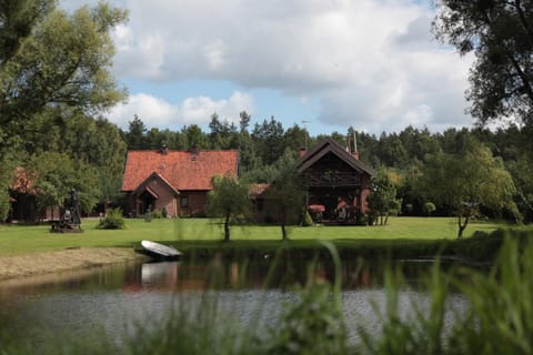 Property building, Area and facilities