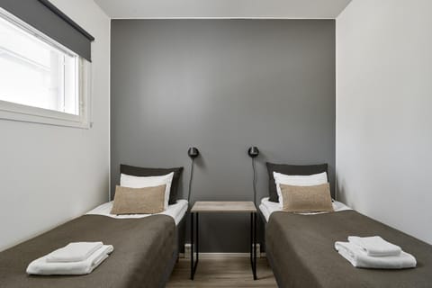 Bed, Photo of the whole room, towels