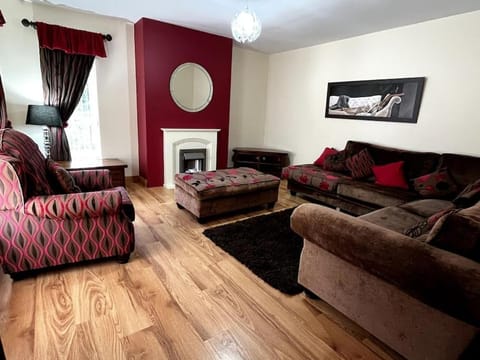 Drumbar Lodge House in County Donegal