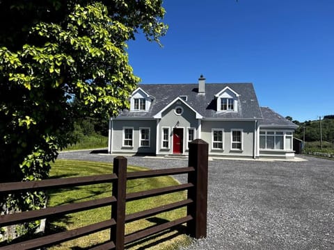 Drumbar Lodge House in County Donegal