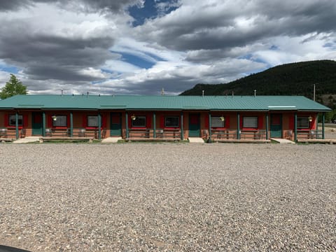 South Fork Lodge & RV Park Colorado Nature lodge in South Fork