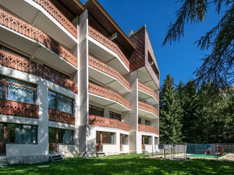 Property building, Summer