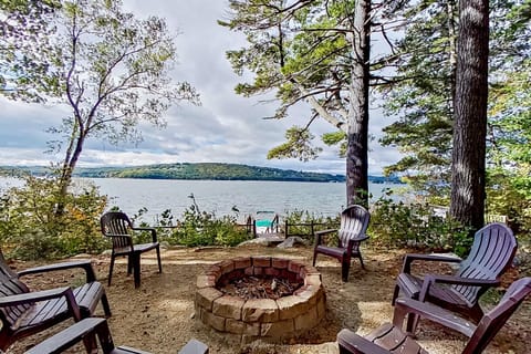 American Dream on Lake Winnipesaukee House in Meredith