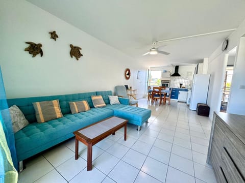 Kitchen or kitchenette, Living room, Dining area, air conditioner