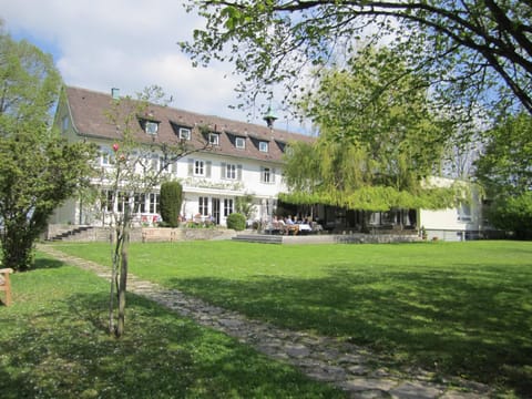 Property building, Restaurant/places to eat, Spring, Garden, Garden, Business facilities, Banquet/Function facilities, Garden view