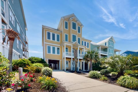 NTB104 Seas Escape House in North Topsail Beach