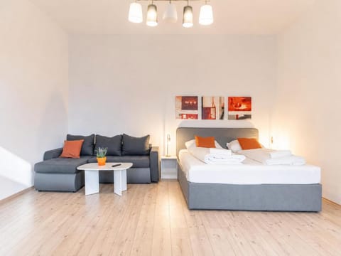 Property building, Bed, Seating area, Bedroom