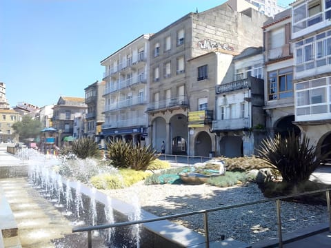 Property building, Neighbourhood, Street view, Location