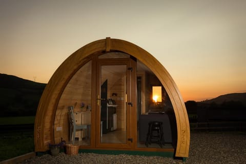 Kilbane Glamping Nature lodge in County Clare