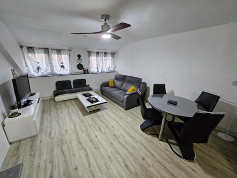 F3 centre d hericourt Fibre et Netfix Apartment in Switzerland