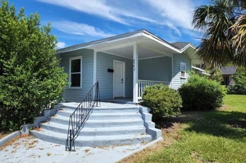 Property building, Day