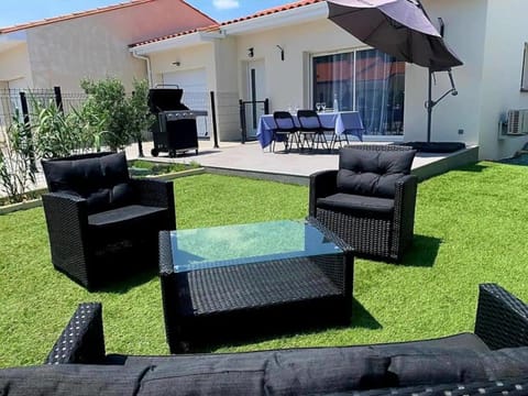 Patio, View (from property/room), Garden view