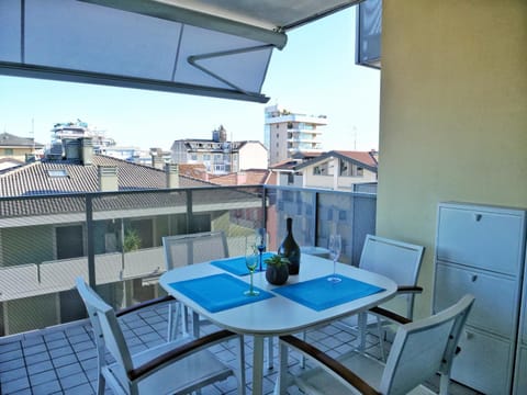 Balcony/Terrace, Dining area
