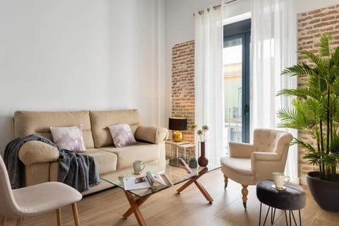 Balcony/Terrace, Living room