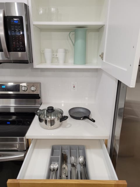 Spacious & Modern Apartment, close to Universities and Mountains Apartment in Wasatch County