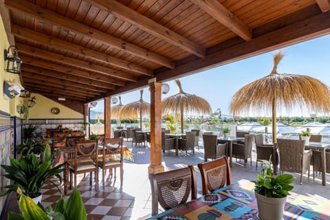 Patio, Restaurant/places to eat, Balcony/Terrace, Banquet/Function facilities