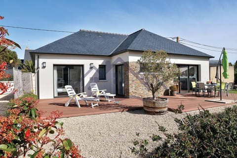Property building, Patio