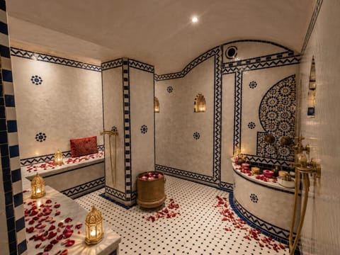 Steam room, Spa and wellness centre/facilities