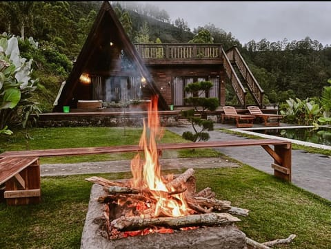 Batur Cliff Panorama Nature lodge in Karangasem Regency