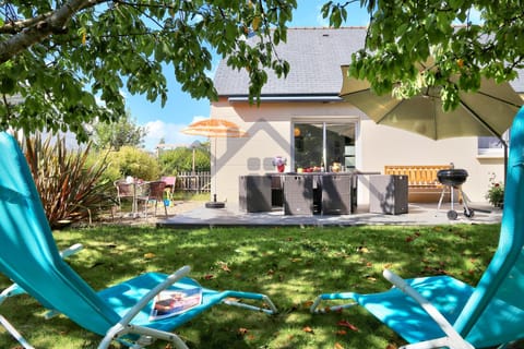 LocaLise - M8B - Ty Katell-Roz - Maison de plain-pied avec un terrain entièrement clos à quelques pas de la plage et du centre - Wifi inclus - Draps inclus - Animaux bienvenus House in Finistere