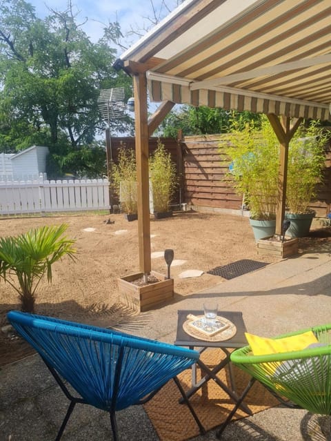 Patio, Garden view, Inner courtyard view