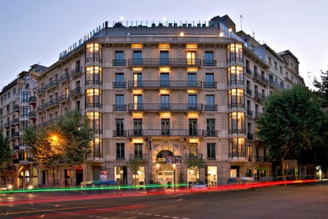 Property building, Facade/entrance