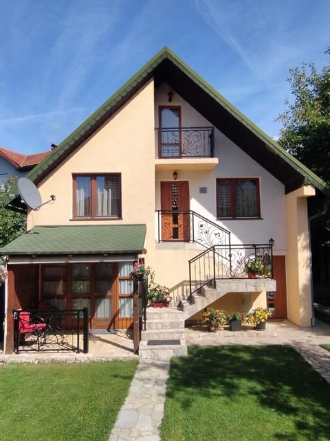 Property building, Garden view