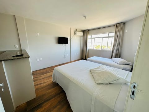 Bed, TV and multimedia, Bedroom