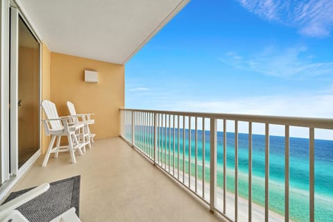 Majestic Beach Towers 1-1014 House in Long Beach