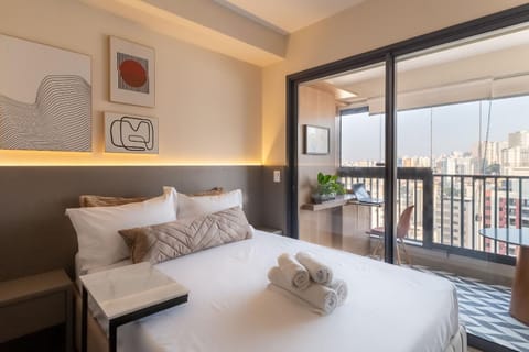 Bed, View (from property/room), Balcony/Terrace, Photo of the whole room, Bedroom, towels