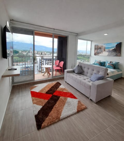 Balcony/Terrace, Living room, City view, Mountain view