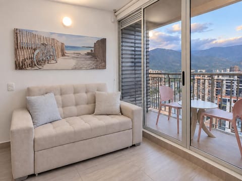 Balcony/Terrace, Living room, City view, Mountain view