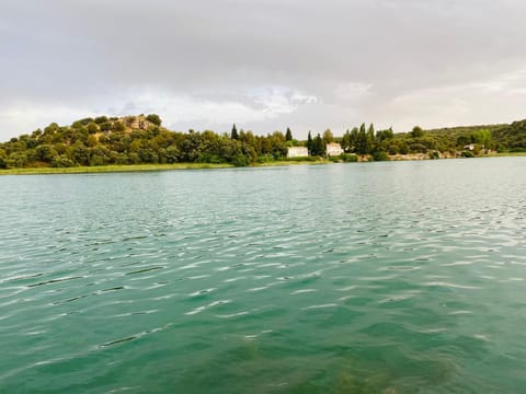 Day, Natural landscape, Lake view, Mountain view