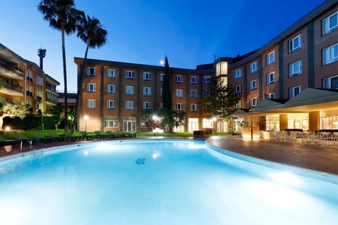 Garden, Balcony/Terrace, Swimming pool, sunbed