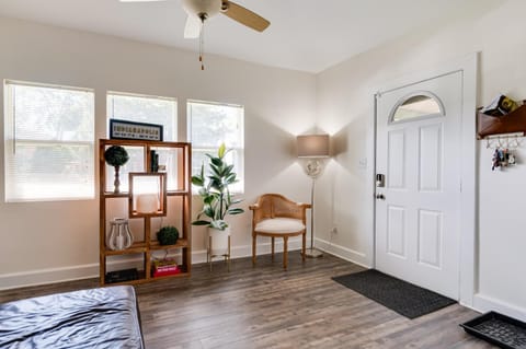 Near Family Fun and Coliseum! Centrally Located House in Meridian-Kessler