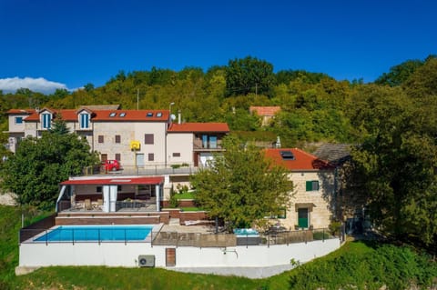 Garden, Mountain view, Swimming pool